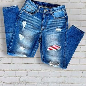 American 🇺🇸 Flag Distressed Women’s High Waist Mom Jeans